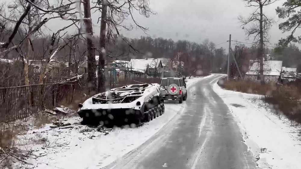 Ukraine: Thousands of families near the frontline receive heating materials to protect against harsh winter conditions